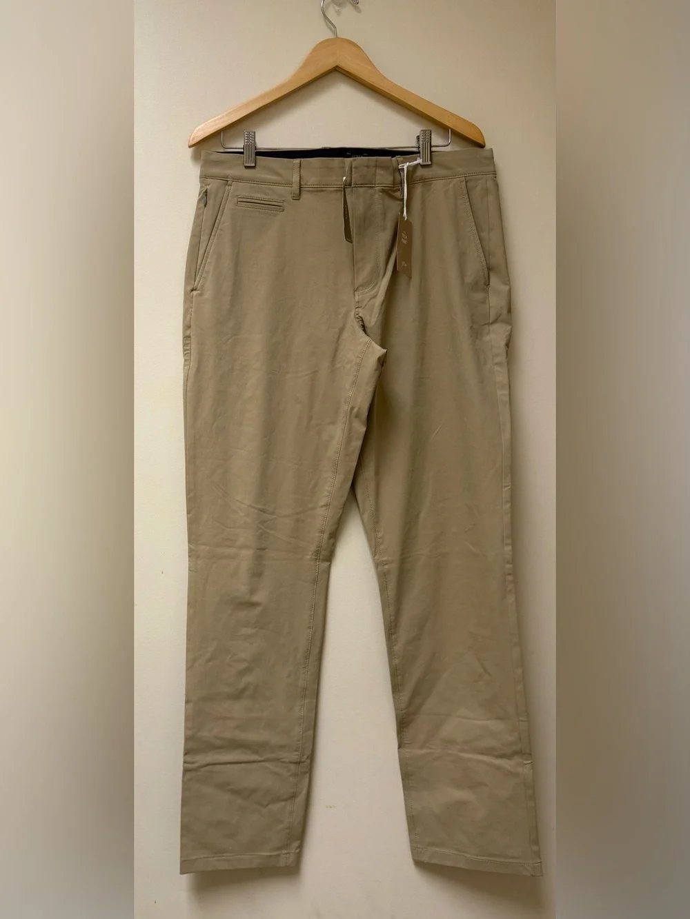 NWT🟤  J.Crew's tech-fabric chino trousers,🟤